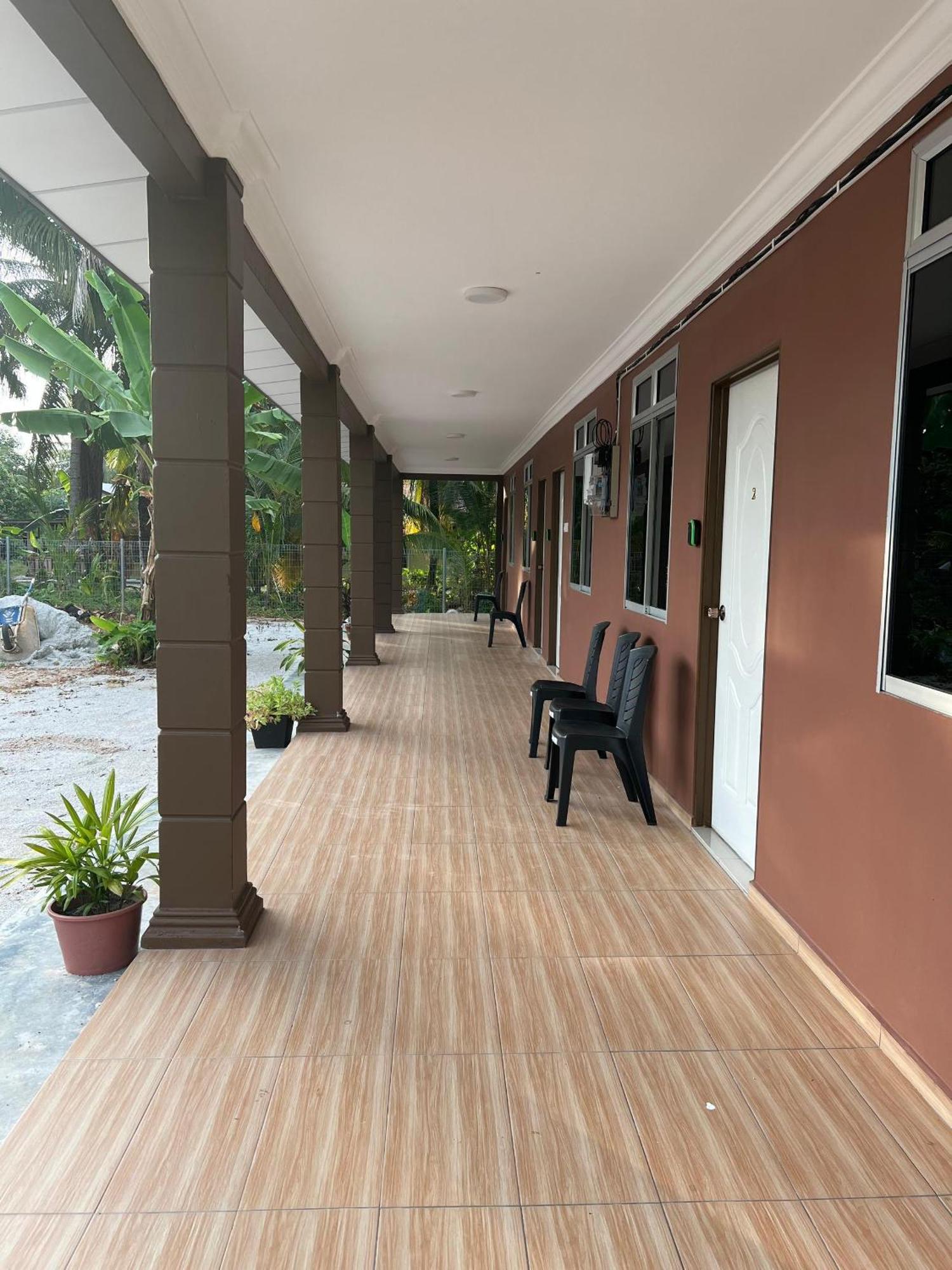 Homestay Sialang Damai Tangkak